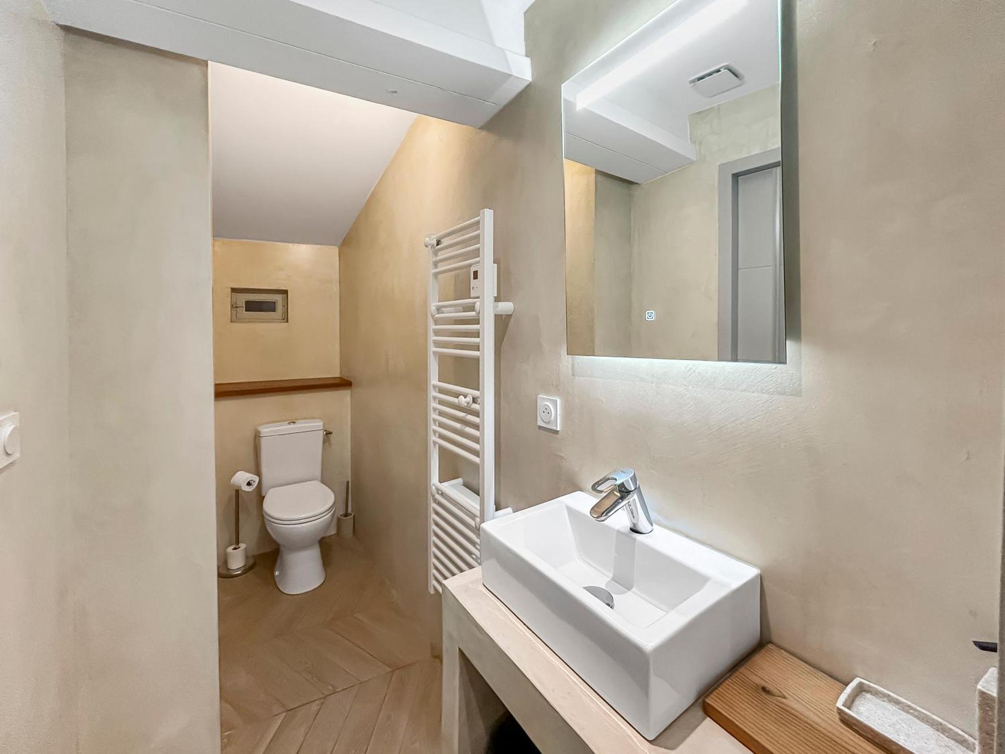 Hebergements Modernes & Cosy A Arles T3 Et T2 Elegants Екстериор снимка