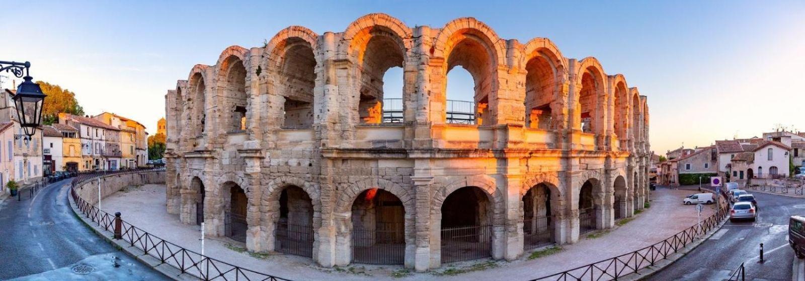 Hebergements Modernes & Cosy A Arles T3 Et T2 Elegants Екстериор снимка